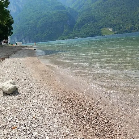 Ca' Del Borgo Apartamento Abbadia Lariana
